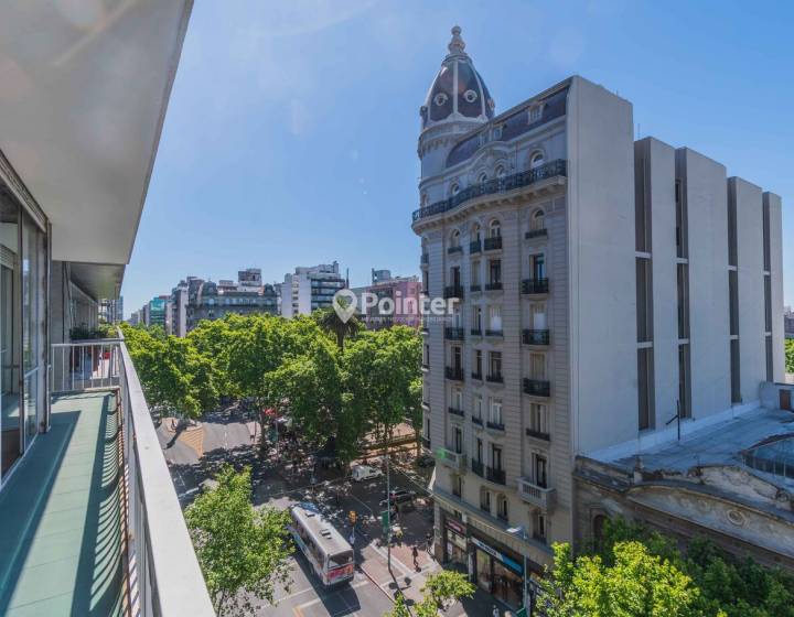 Venta Apartamento en el Centro 3 dormitorios 2 ba&ntilde;os mas servicio