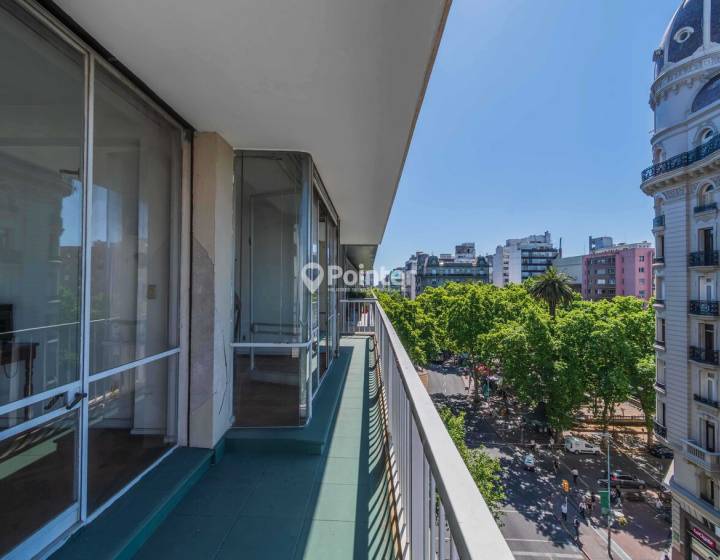 Venta Apartamento en el Centro 3 dormitorios 2 ba&ntilde;os mas servicio