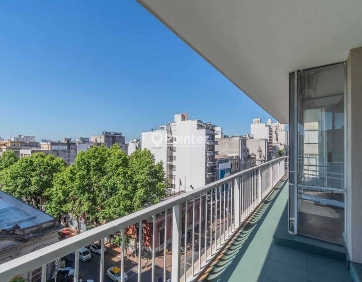 Venta Apartamento en el Centro 3 dormitorios 2 ba&ntilde;os mas servicio