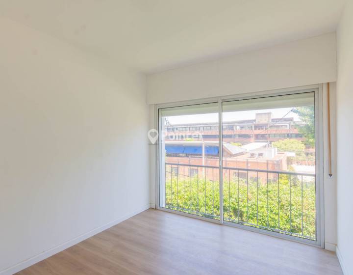 venta buceo 2 dormitorios 1 ba&ntilde;o azotea