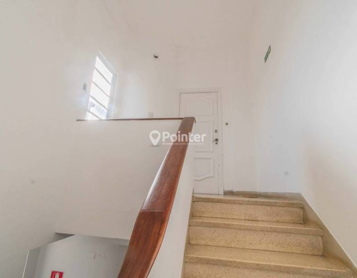 Alquiler monoambiente con vistas despejadas Cordon Sur