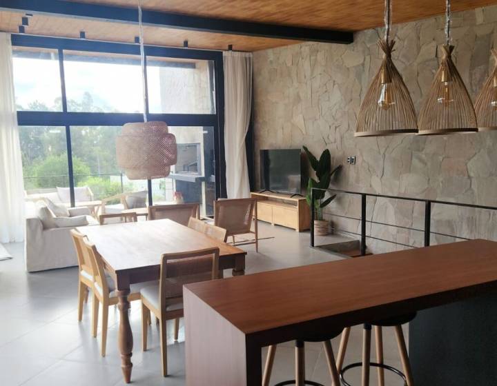 ALQUILER DE DUPLEX EN LA BARRA MALDONADO