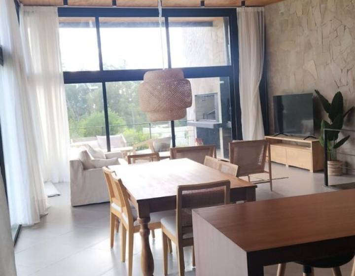 ALQUILER DE DUPLEX EN LA BARRA MALDONADO