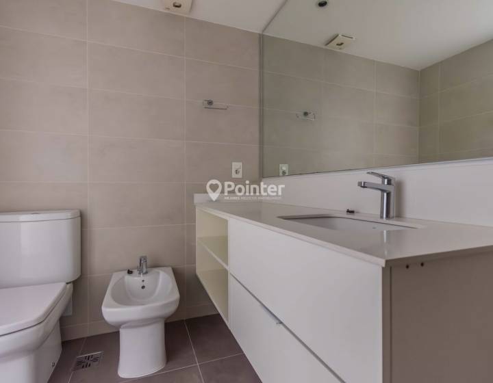 Apartamento 3 dormitorios y garaje Rambla de Malv&iacute;n