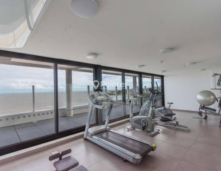 Apartamento 3 dormitorios y garaje Rambla de Malv&iacute;n