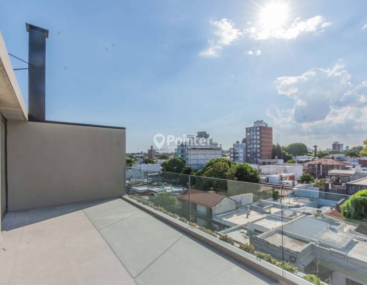 Penthouse a estrenar con gran terraza y doble cochera, Buceo