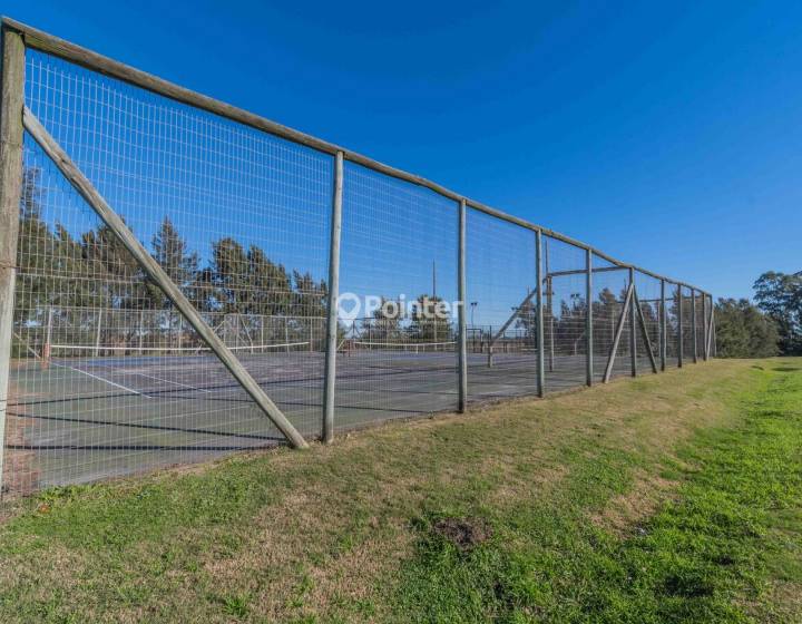 Venta Casa 4 Dormitorios En Colinas De Carrasco - Barrio Privado