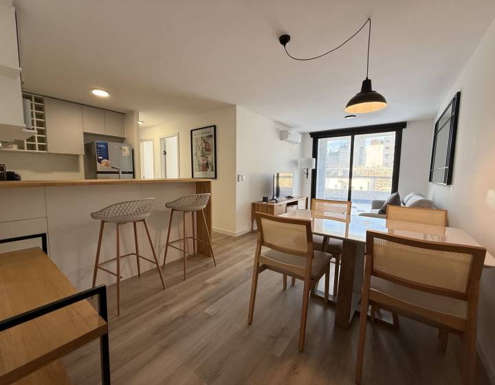 SE VENDE APARTAMENTO DE 2 DORMITORIOS  CORDON