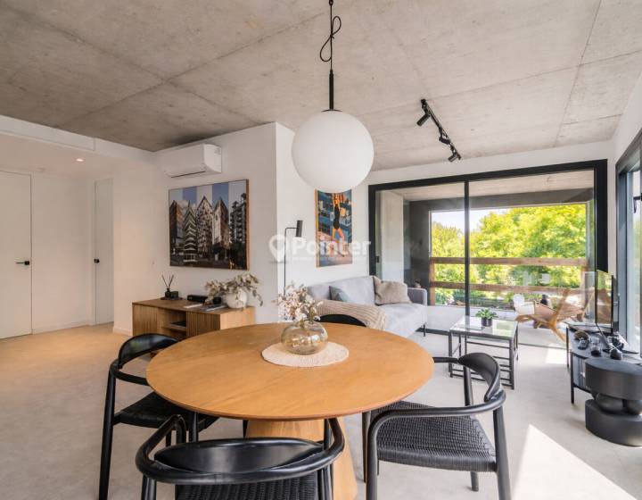 VENTA DE APARATAMENTO- 2 DORMITORIOS EN CENTRO DE MONTEVIDEO. BRUSCO DE IXOU