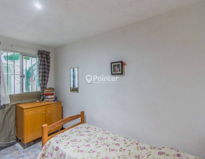 Venta apartamento 3 dormitorios con patio y parrillero en Cord&oacute;n / Tres Cruces &ndash; Planta baja