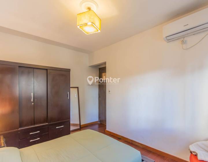 Venta apartamento reciclado de 2 dormitorios y 2 ba&ntilde;os en Cord&oacute;n / Centro - con balc&oacute;n