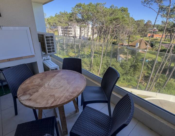Alquiler invernal Apartamento 3 dormitorios Playa Mansa - Poseidon Laguna