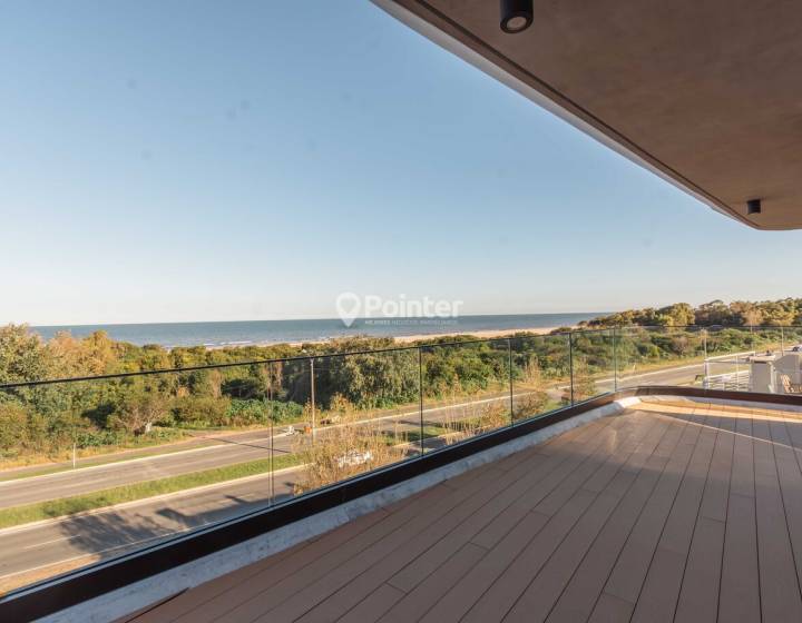 Apartamento 3 dormitorios a estrenar con vista al mar