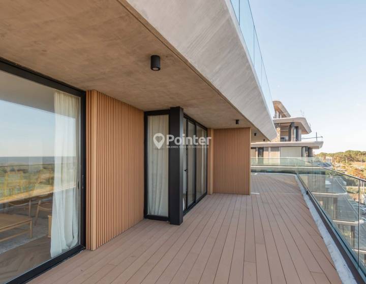 Apartamento 3 dormitorios a estrenar con vista al mar