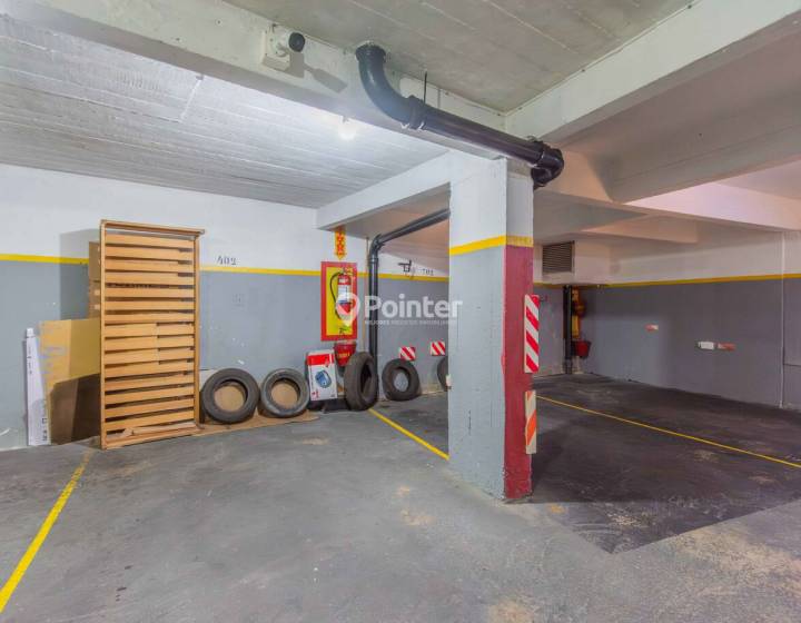 Venta apartamento de 3 dormitorios 2 ba&ntilde;os y garaje - Pocitos / Parque Rodo