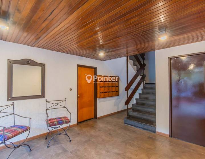 Venta Apartamento 2 Dormitorios en Cord&oacute;n Sur | Piso Alto, Vista Despejada y Gran Potencial