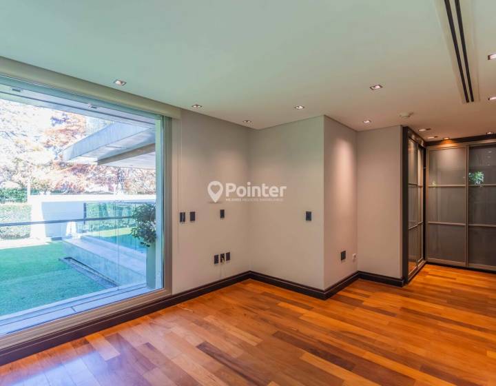 Venta Apartamento 4 dormitorios Carrasco