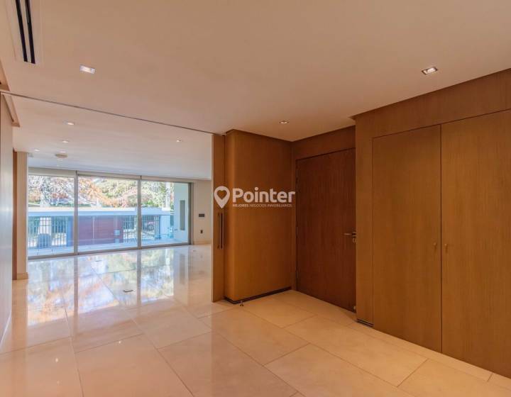Venta Apartamento 4 dormitorios Carrasco