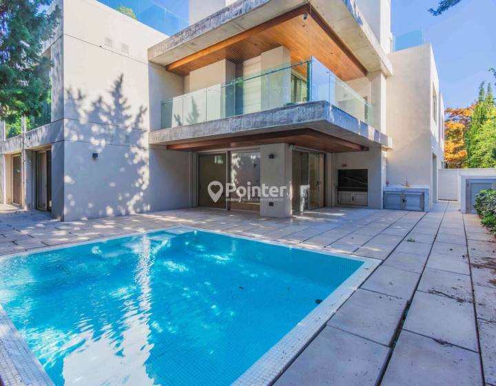 Venta Apartamento 4 dormitorios Carrasco