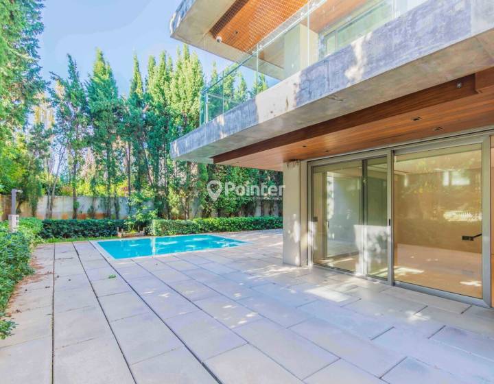 Venta Apartamento 4 dormitorios Carrasco