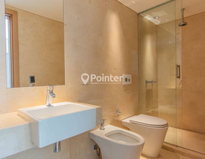 Venta Apartamento 4 dormitorios Carrasco
