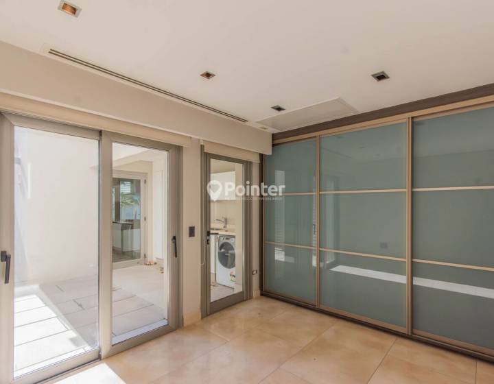 Venta Apartamento 4 dormitorios Carrasco