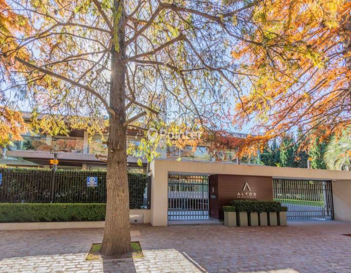 Venta Apartamento 4 dormitorios Carrasco