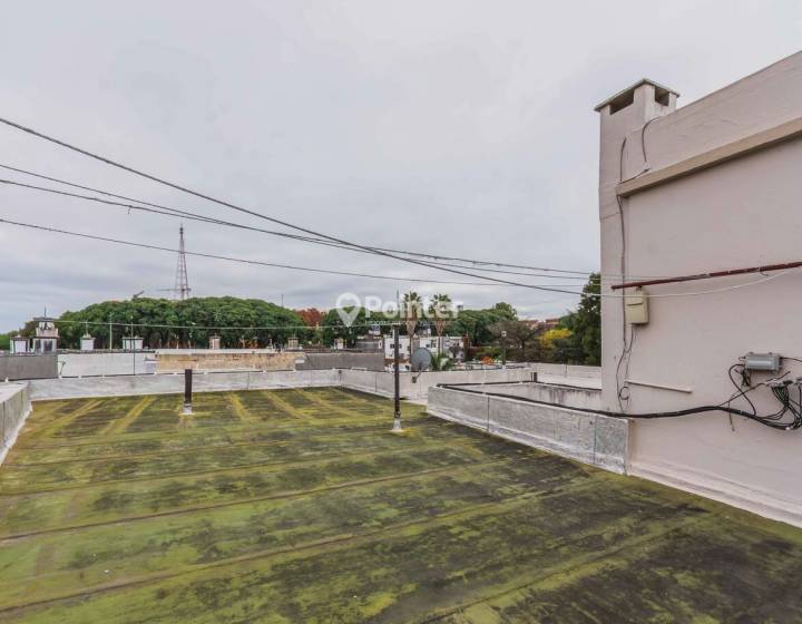 Venta apartamento de 2 dormitorios a pocos metros del Parque Batlle (2do piso por escalera)