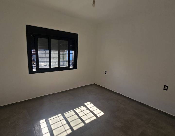 Oportunidad de Inversi&oacute;n Estrat&eacute;gica: Complejo de 5 Apartamentos Totalmente Renovados
Inversi&oacute;n Seg...