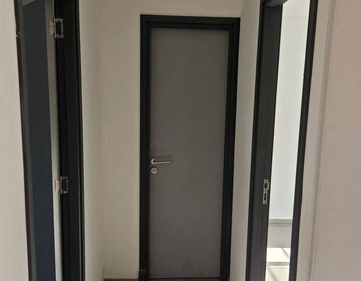 Oportunidad de Inversi&oacute;n Estrat&eacute;gica: Complejo de 5 Apartamentos Totalmente Renovados
Inversi&oacute;n Seg...