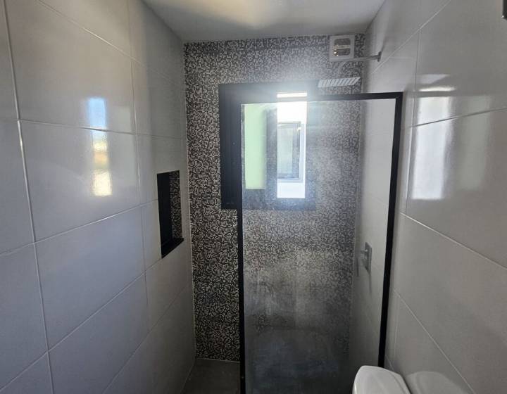 Oportunidad de Inversi&oacute;n Estrat&eacute;gica: Complejo de 5 Apartamentos Totalmente Renovados
Inversi&oacute;n Seg...