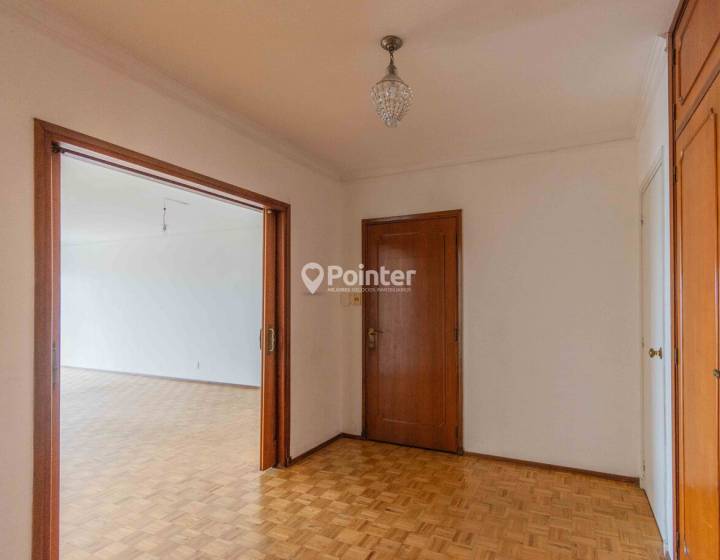 VILLA BIARRITZ | Frente al Parque | 165 m&sup2; | 3 Dormitorios | 2 Garajes Independientes + Box