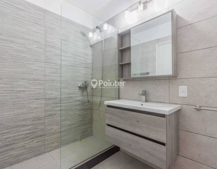 VILLA BIARRITZ | Frente al Parque | 165 m&sup2; | 3 Dormitorios | 2 Garajes Independientes + Box