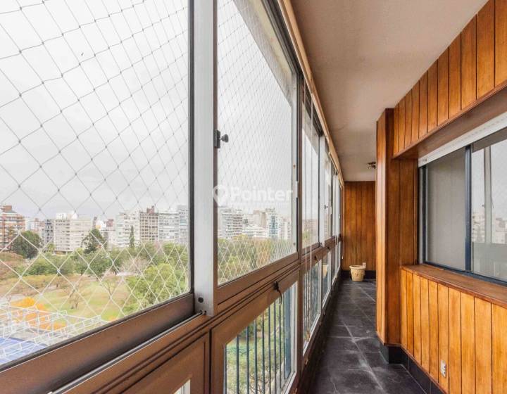 VILLA BIARRITZ | Frente al Parque | 165 m&sup2; | 3 Dormitorios | 2 Garajes Independientes + Box