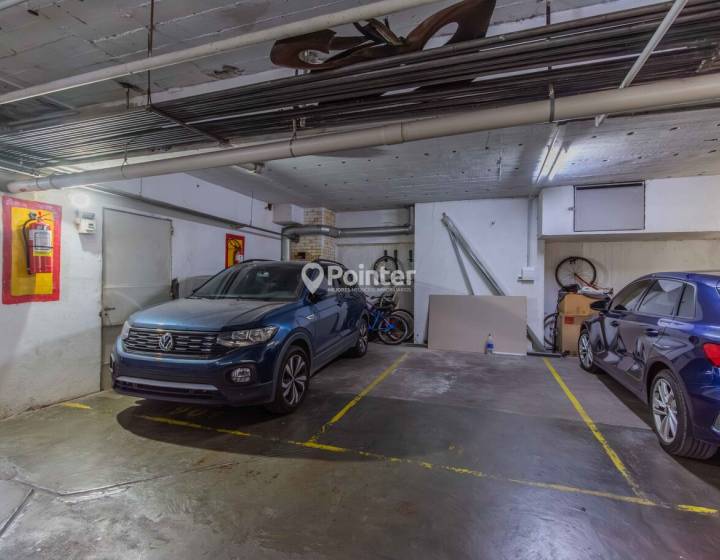 VILLA BIARRITZ | Frente al Parque | 165 m&sup2; | 3 Dormitorios | 2 Garajes Independientes + Box