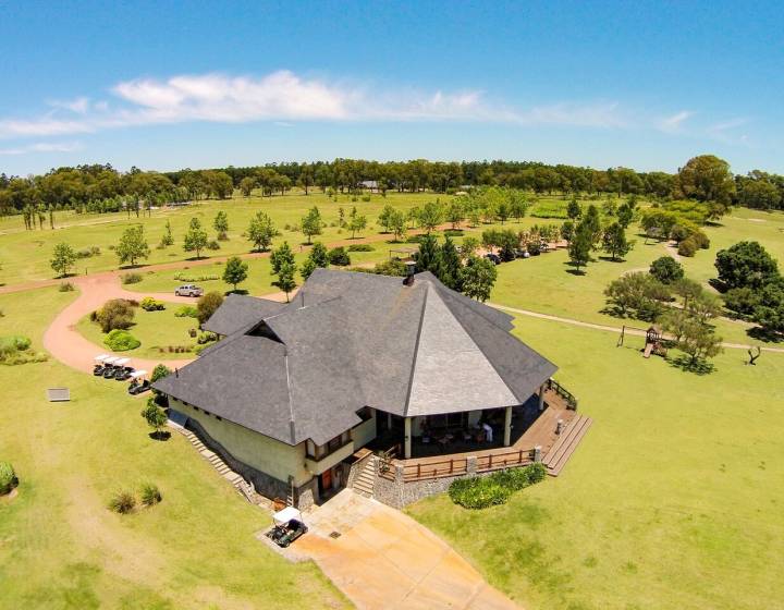 Carmelo Golf-Venta de lotes en barrio privado residencial