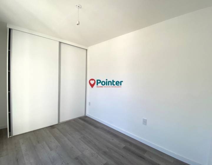 Alquilo Apartamento De 1 Dormitorio Con Terraza Hacia El Norte, Barbacoa, Parque Rod&oacute;