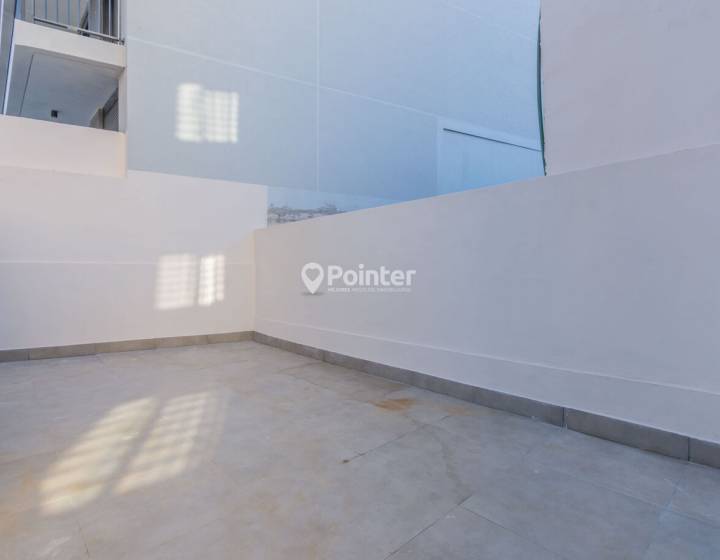 Alquiler 1 dormitorio primer piso con patio en Palermo