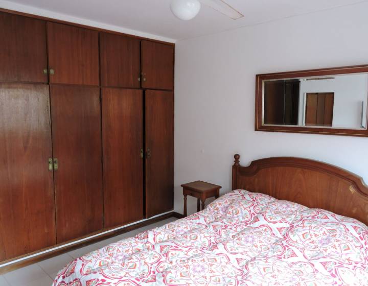 Apartamento 3 dormitorios con vista al mar en Pen&iacute;nsula, Punta del Este