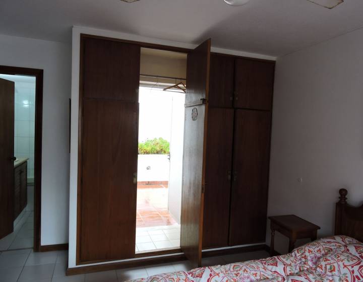 Apartamento 3 dormitorios con vista al mar en Pen&iacute;nsula, Punta del Este