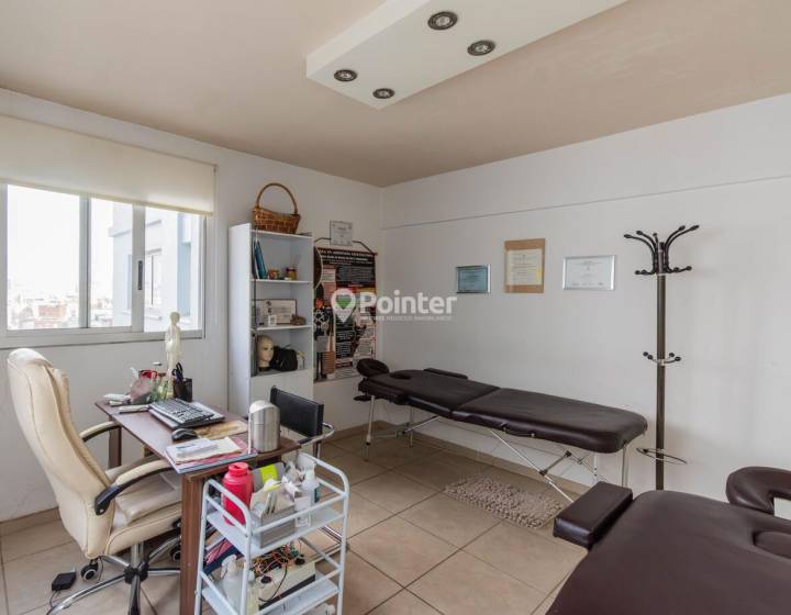 Venta Oficina en Tres Cruces