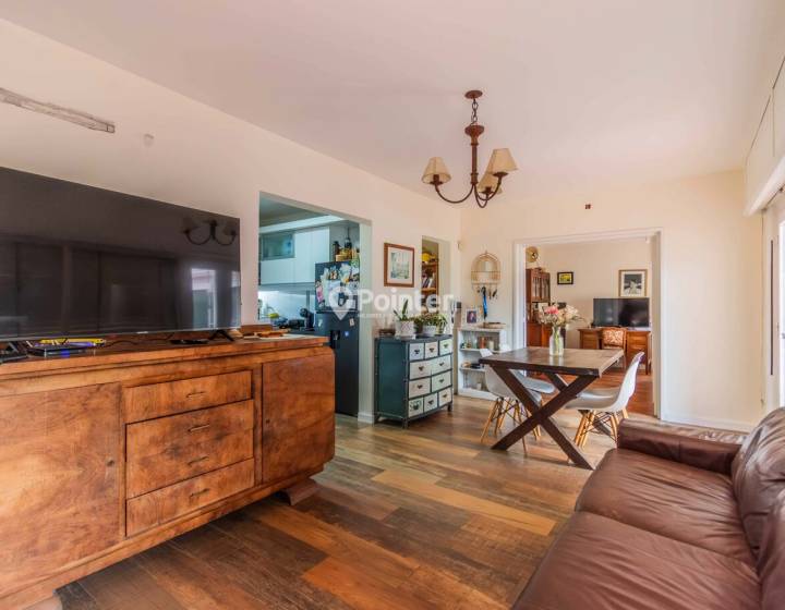 Casa de 4 dormitorios con piscina a pasos de la Rambla de Punta Gorda