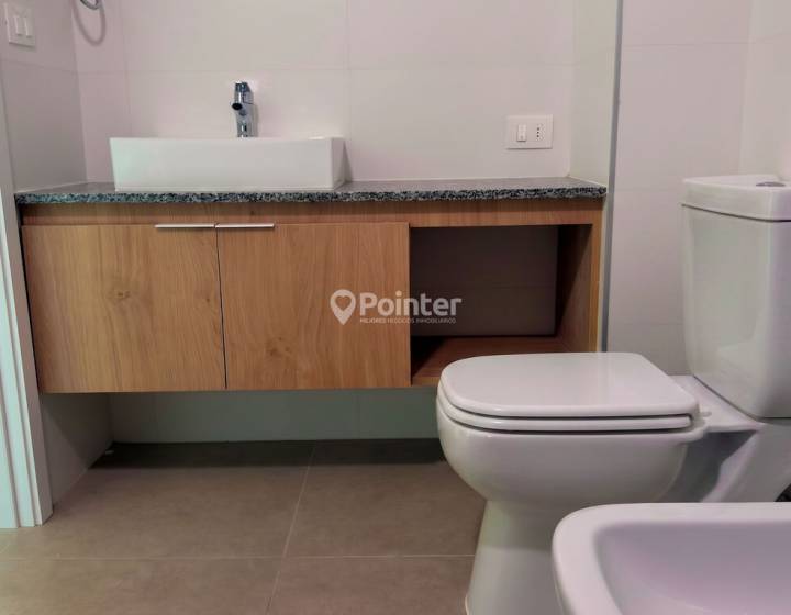 APARTAMENTO DE 1 DORMITORIO EN ALQUILER CON GARAJE &ndash; CENTRO &ndash; CORDON