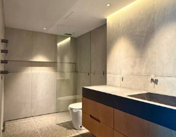 Exclusivo Apartamento de 2 Dormitorios sobre Rambla Punta Carretas| 127 m&sup2;