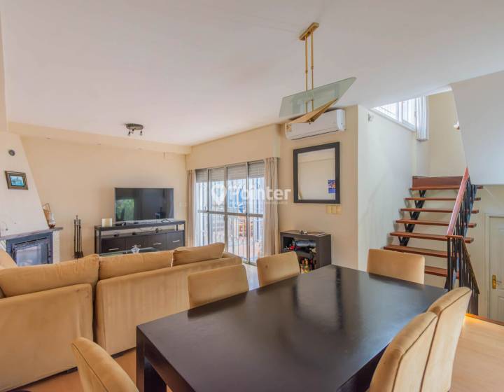 Casa En Venta En Malvin 3 Dormitorios Con Piscina