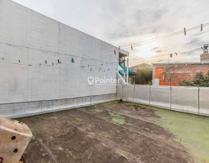 Casa de 3 dormitorios en Aguada &ndash; Amplios espacios y patio exclusivo