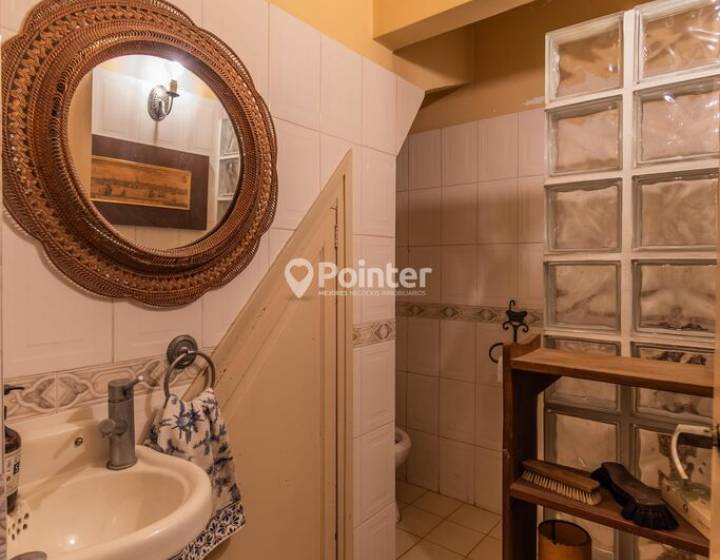 VENTA CASA POCITOS PADRON UNICO 4 DORMITORIOS 3 BA&Ntilde;OS