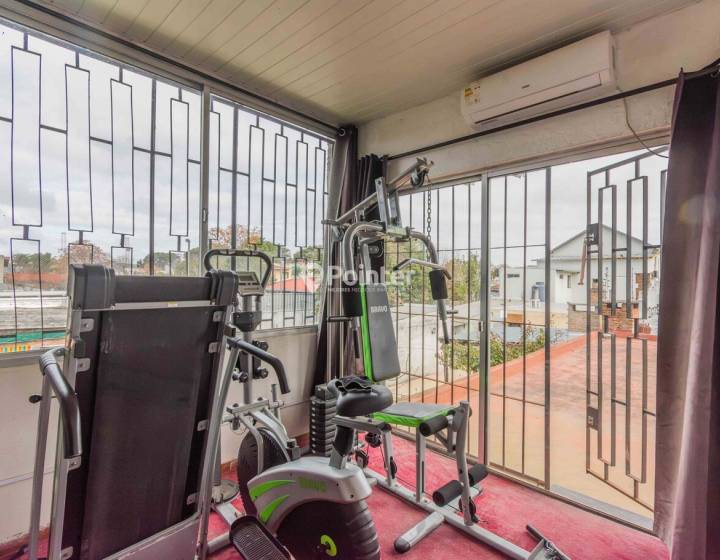 VENTA 2 CASAS DE GRAN CALIDAD CONSTRUCTIVA EN UN MISMO PADR&Oacute;N