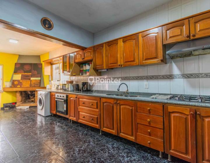 VENTA 2 CASAS DE GRAN CALIDAD CONSTRUCTIVA EN UN MISMO PADR&Oacute;N
