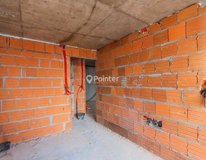 Apartamento de 1 dormitorio con patio y garaje en Punta Gorda